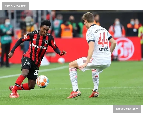 德甲中游集团混战加剧 欧战席位争夺呈现白热化态势